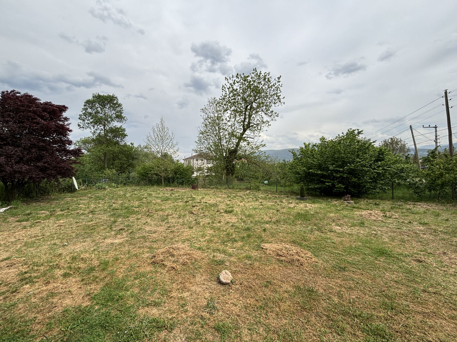 PINARLAR KÖYÜ'NDE 862 M2 ARSA ÜZERİNDE 4+1 SATILIK MÜSTAKİL EV