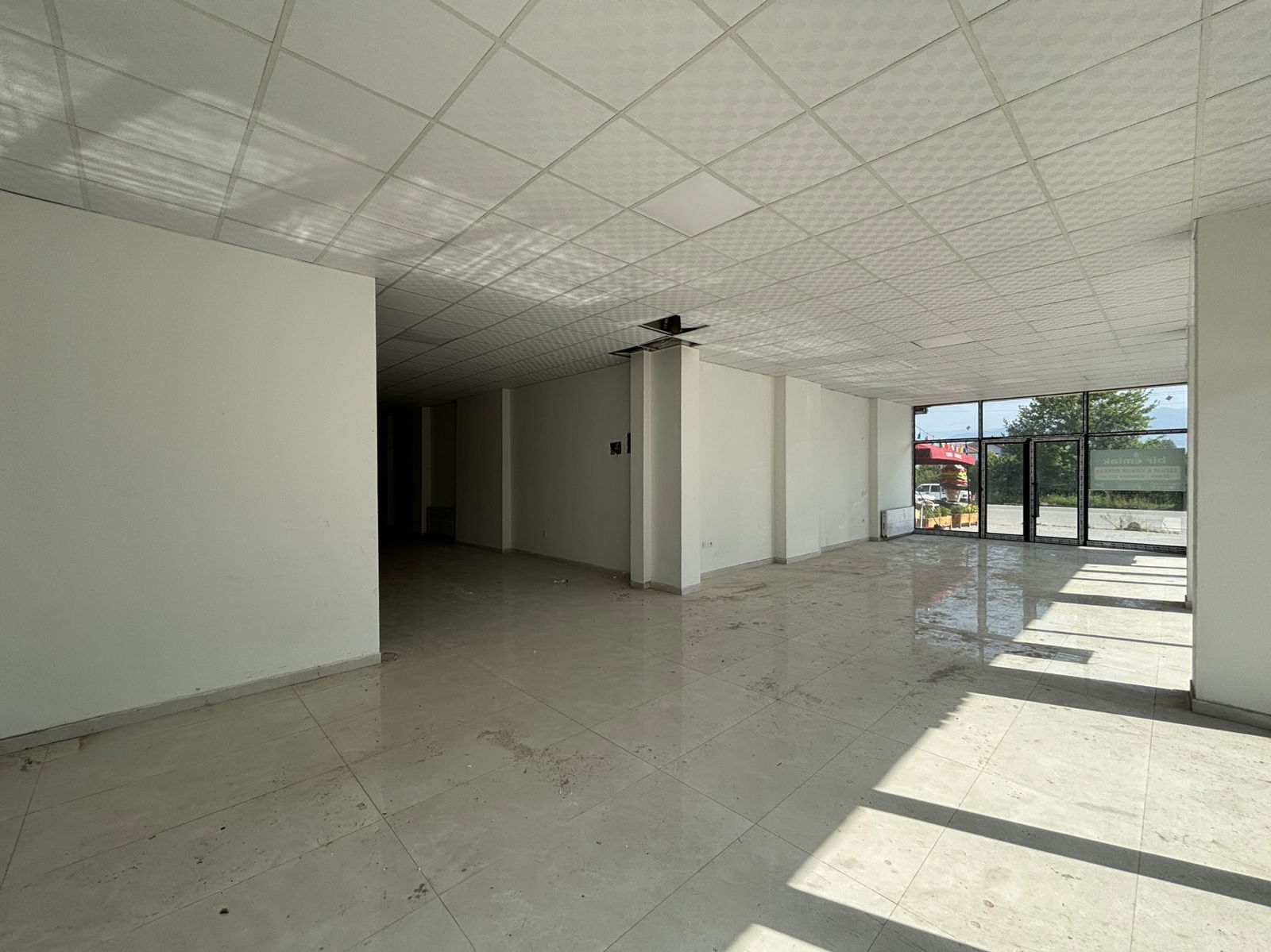 Kiralık Dükkan 50,000 TL