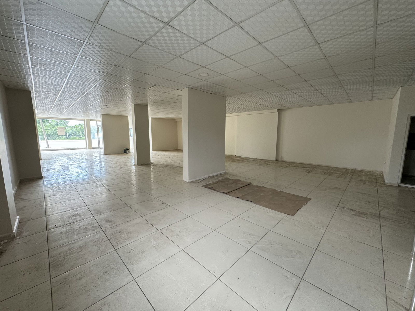 Kiralık Dükkan 55,000 TL