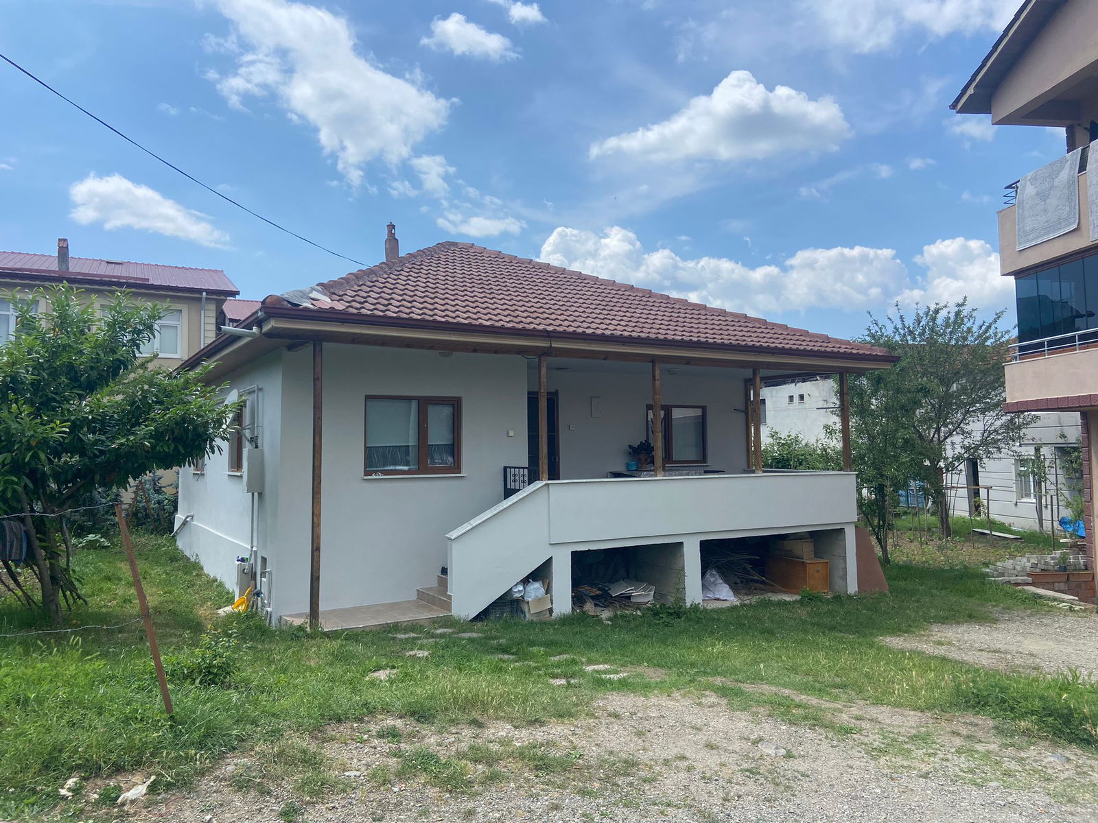  KAYNAŞLI MERKEZ SARIYER MAHALLESİNDE SATILIK MÜSTAKİL EV