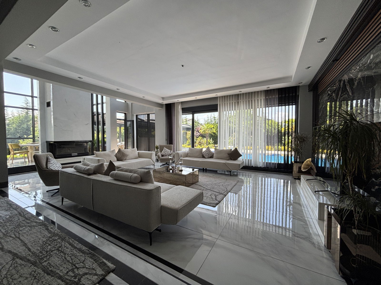 Satılık Villa 49,750,000 TL
