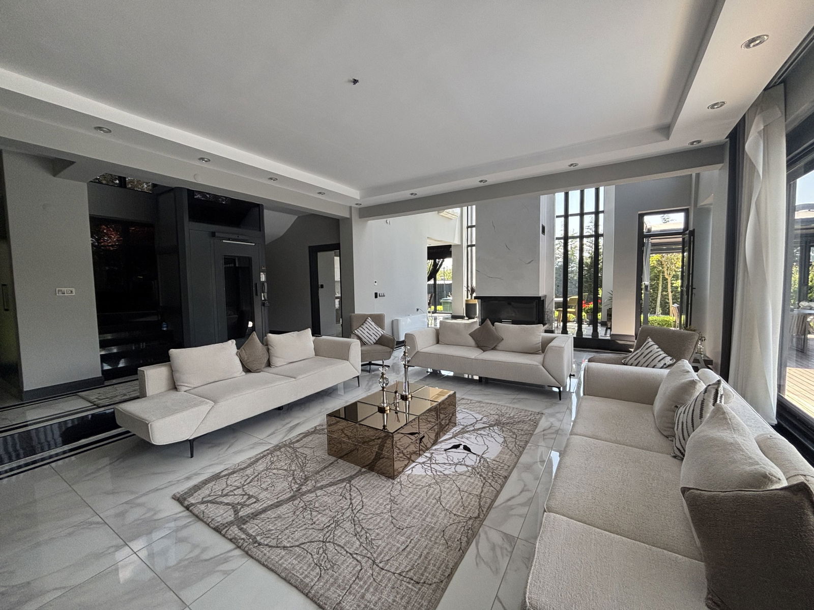 Satılık Villa 49,750,000 TL
