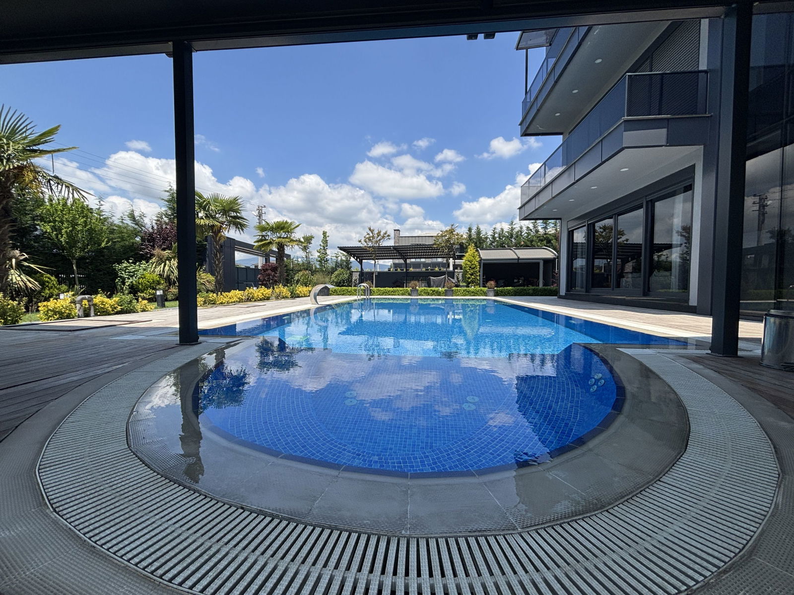 Satılık Villa 49,750,000 TL