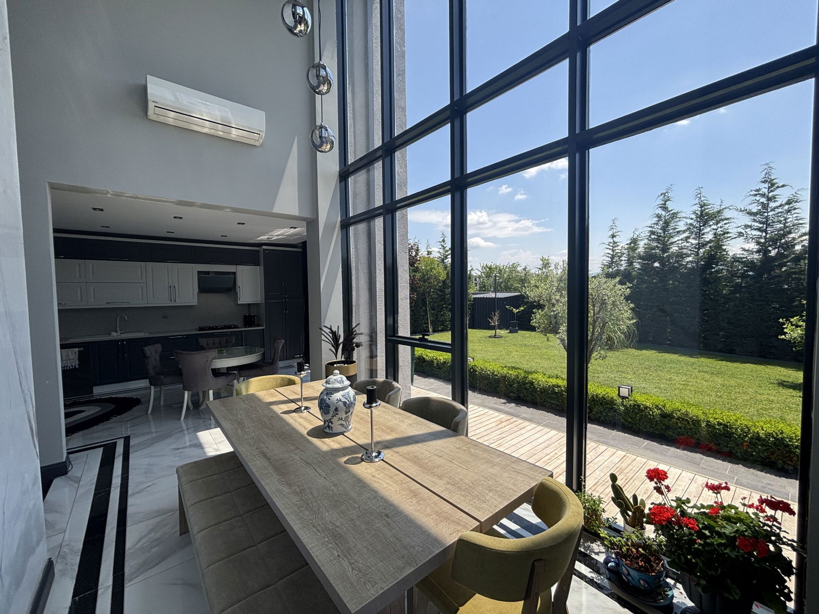 Satılık Villa 49,750,000 TL