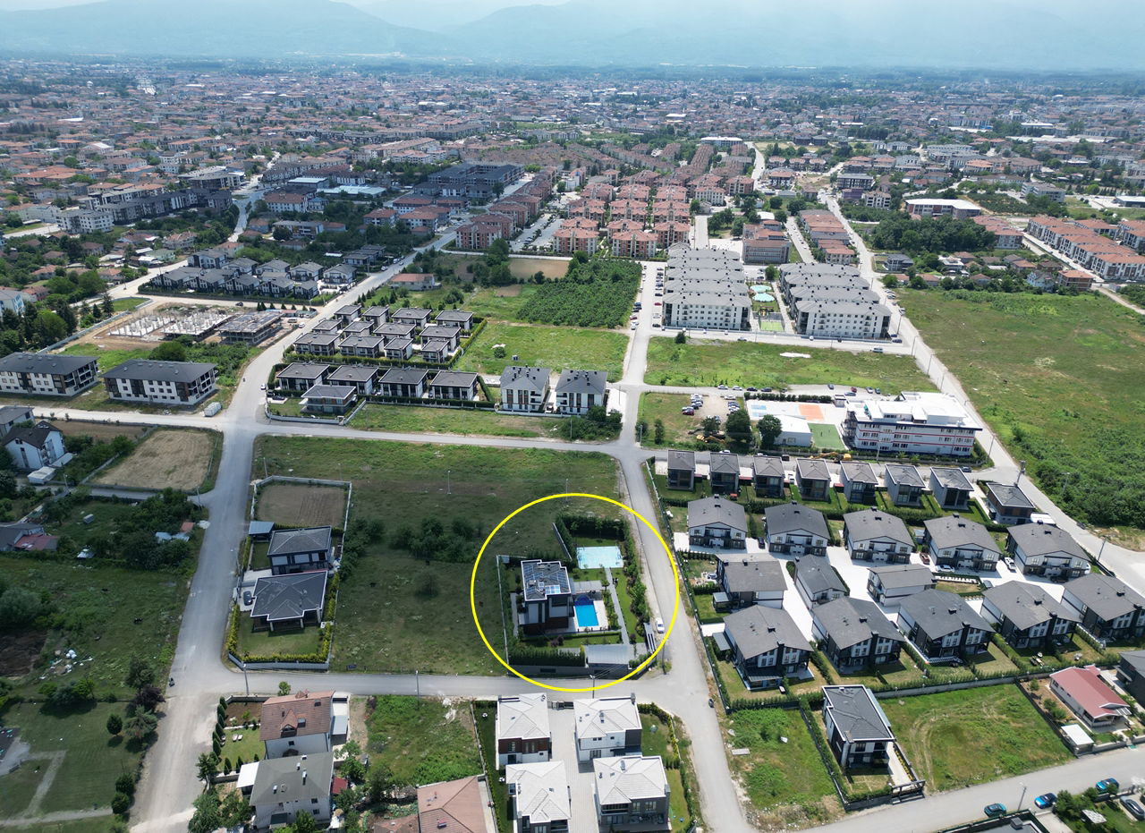 Satılık Villa 49,750,000 TL