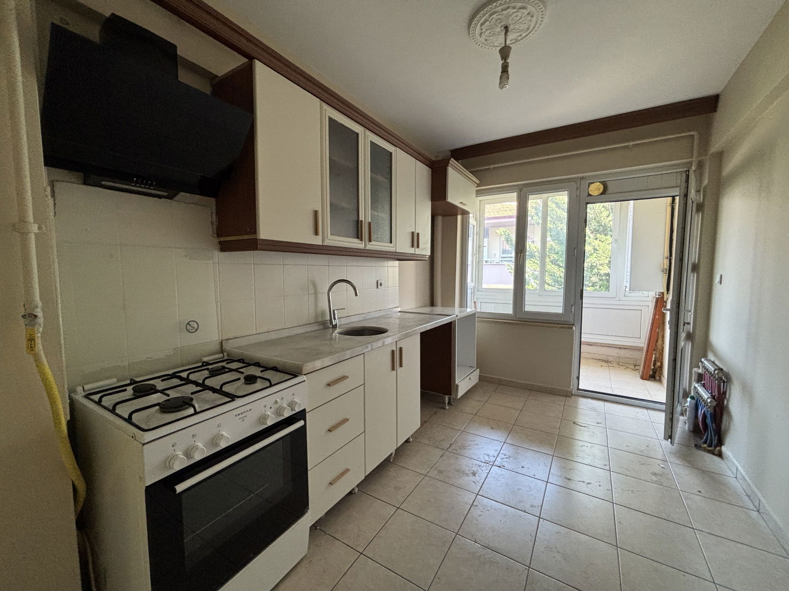 Kiralık Daire 14,000 TL