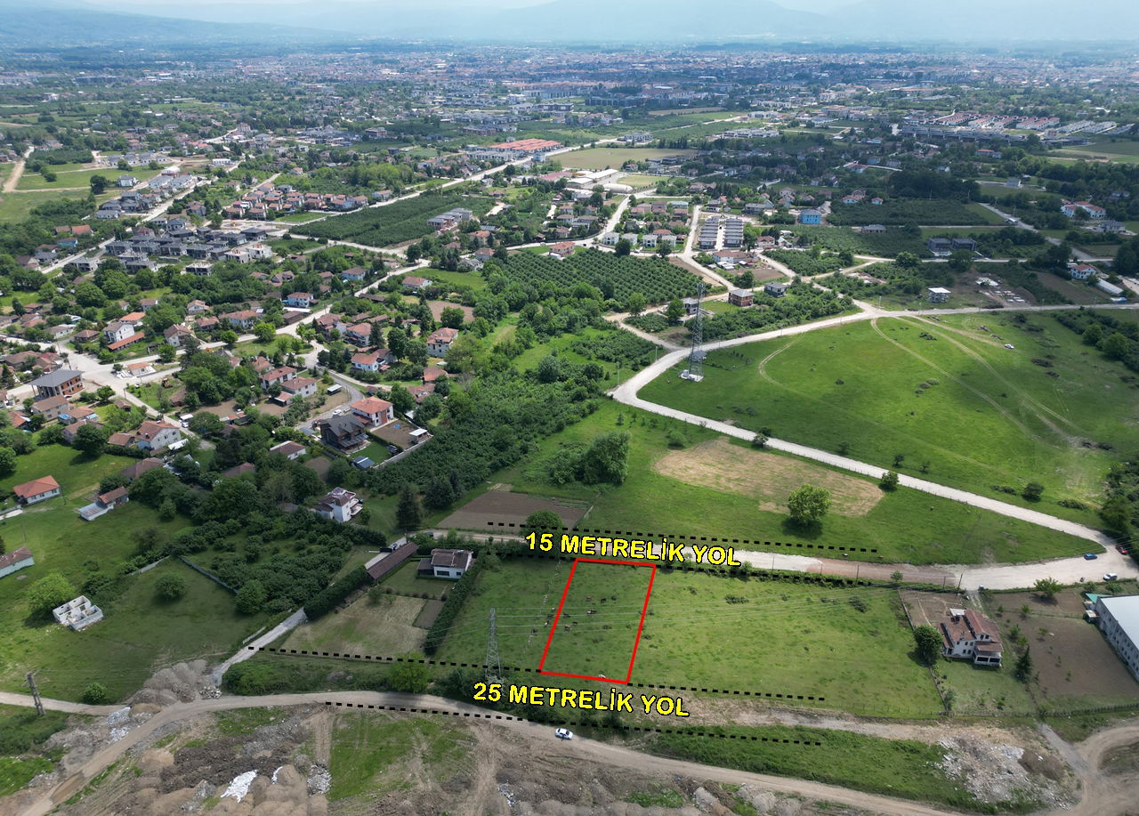  SARAYYERİ MAHALLESİ'NDE 1239 M2 SATILIK ARSA  