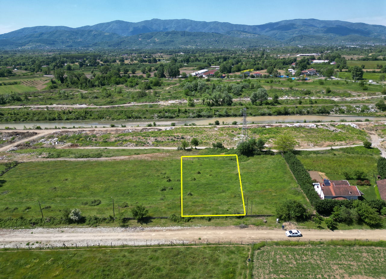  SARAYYERİ MAHALLESİ'NDE 1239 M2 SATILIK ARSA  