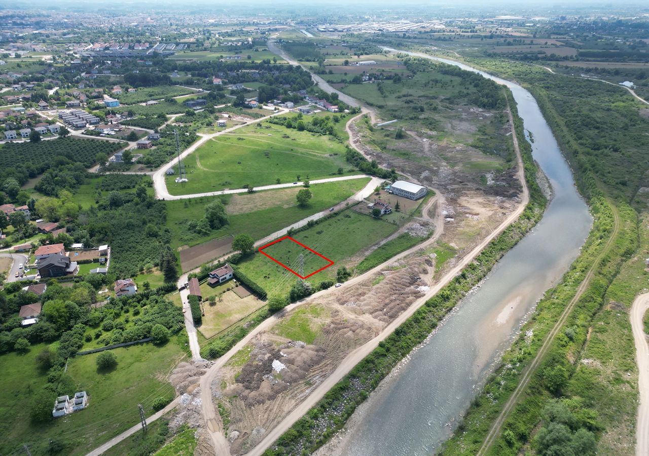  SARAYYERİ MAHALLESİ'NDE 1239 M2 SATILIK ARSA  