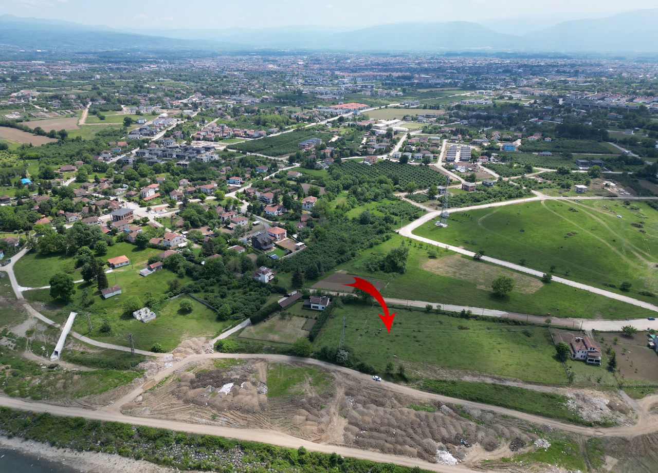  SARAYYERİ MAHALLESİ'NDE 1239 M2 SATILIK ARSA  