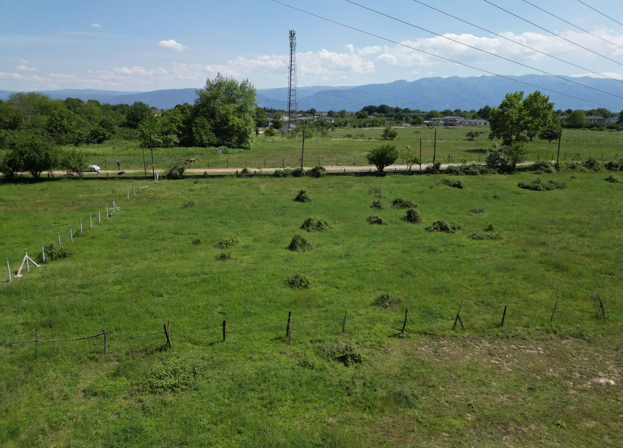  SARAYYERİ MAHALLESİ'NDE 1239 M2 SATILIK ARSA  