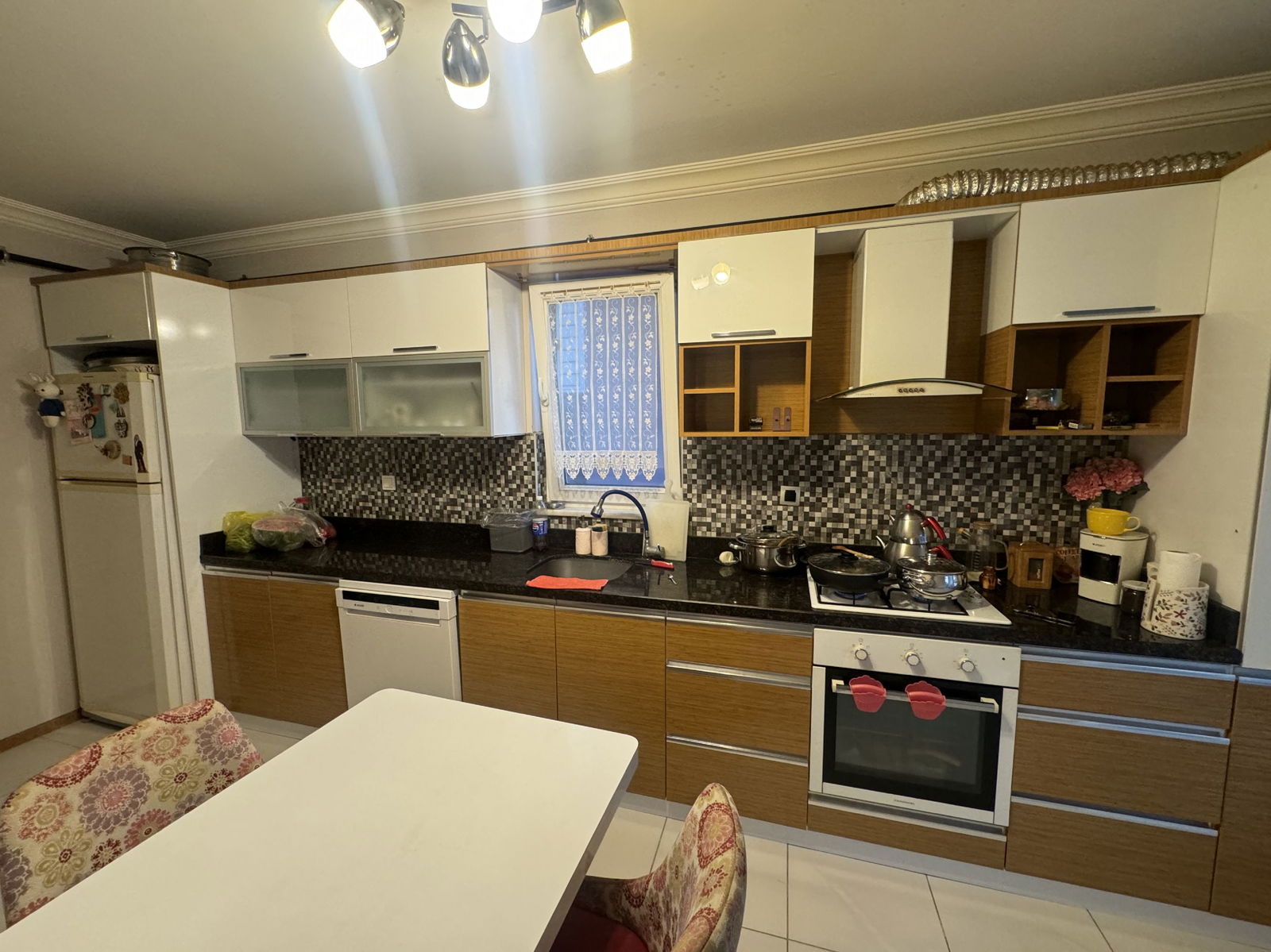 KONURALP SİTESİ'NDE 3+1 142 M2 SATILIK DAİRE