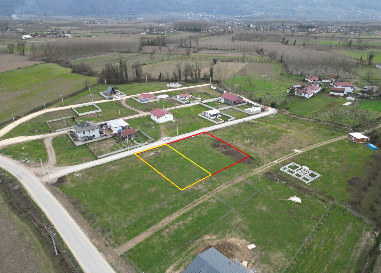  SARAYYERİ MAHALLESİ'NDE 1239 M2 SATILIK ARSA  