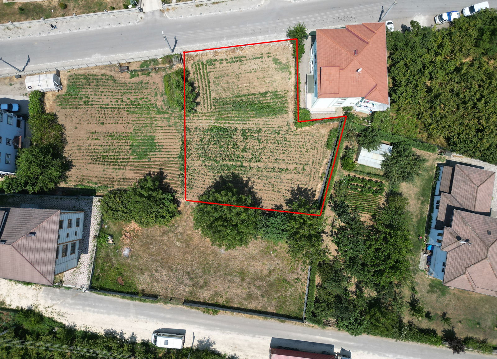 DARICI MAHALLESİ'NDE 955 M2 SATILIK ARSA