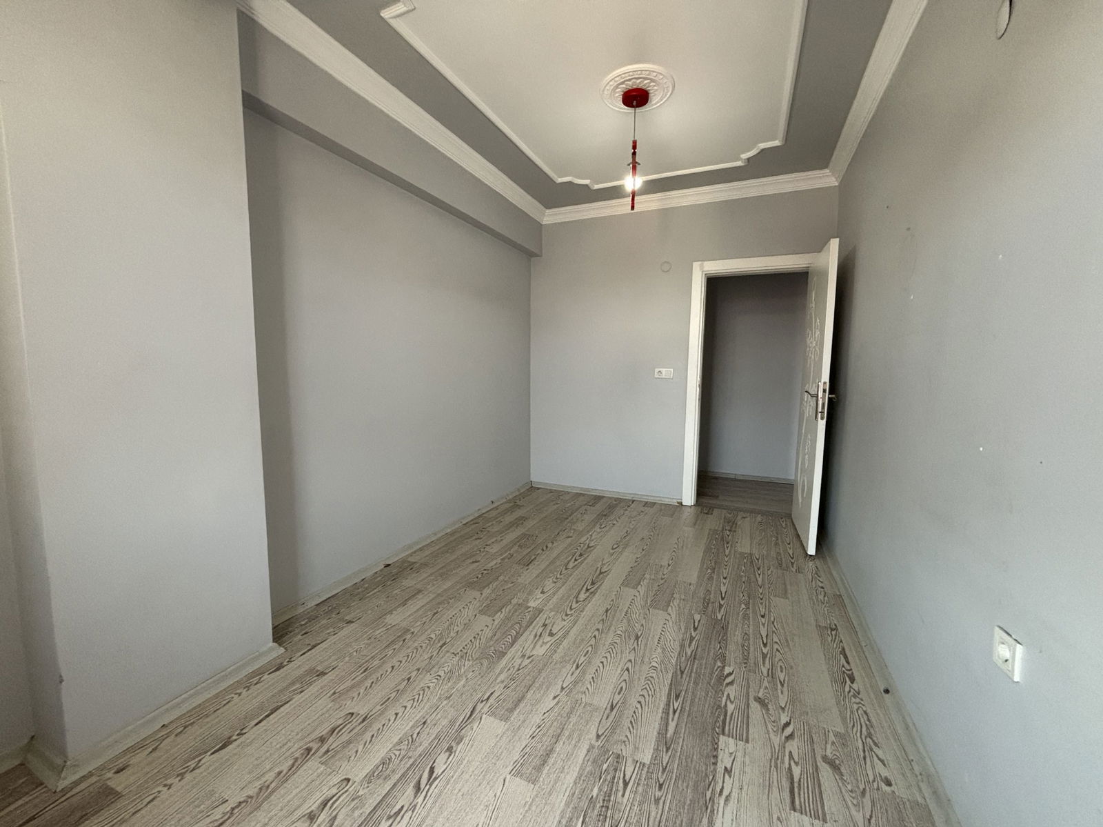 OSMANLI KONAKLARI'NDA 3+1 130 M2 SATILIK DAİRE
