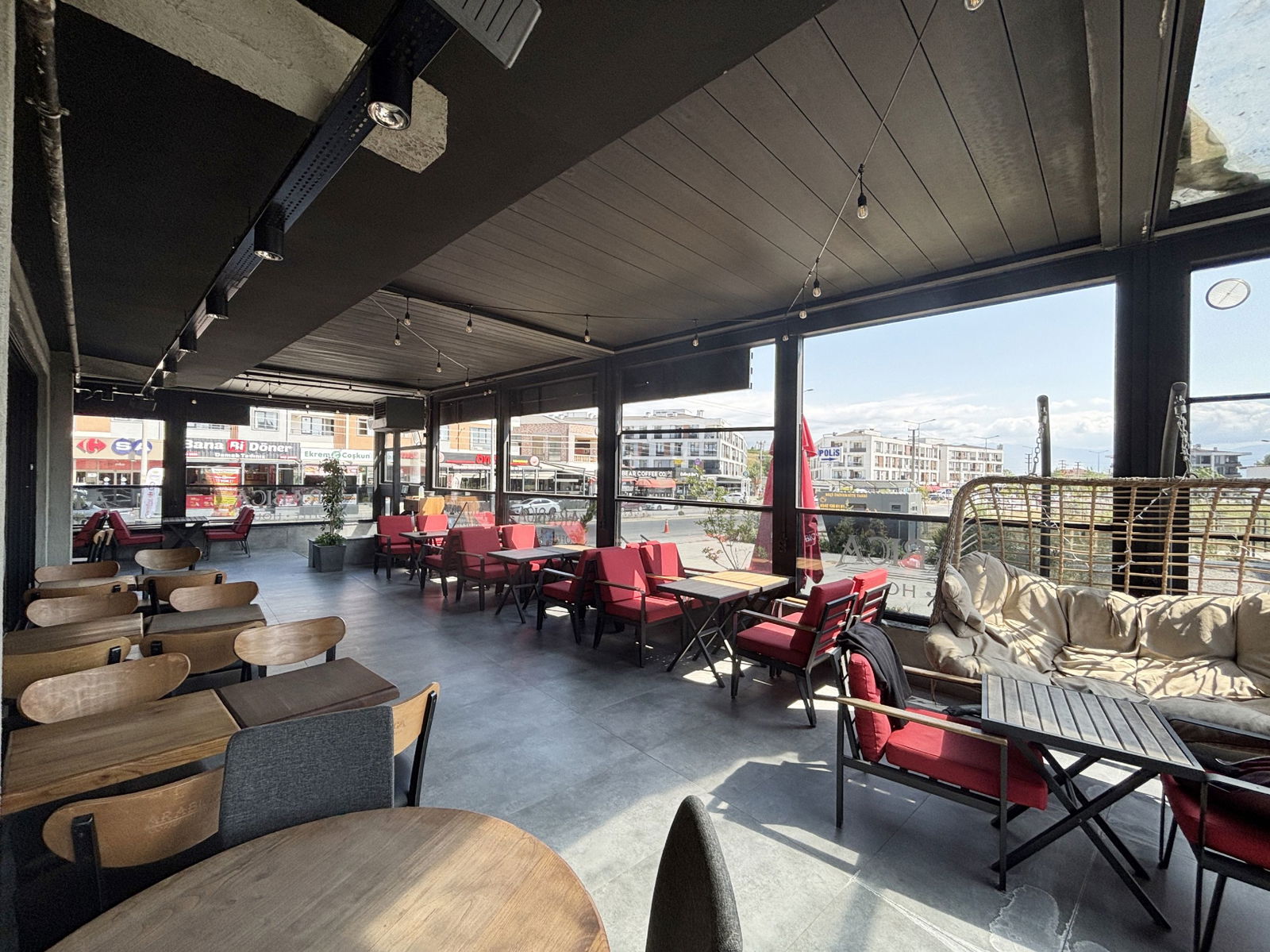 KONURALP NECMİ HOŞVER CADDESİNE CEPHE 350 M2 SATILIK İŞ YERİ