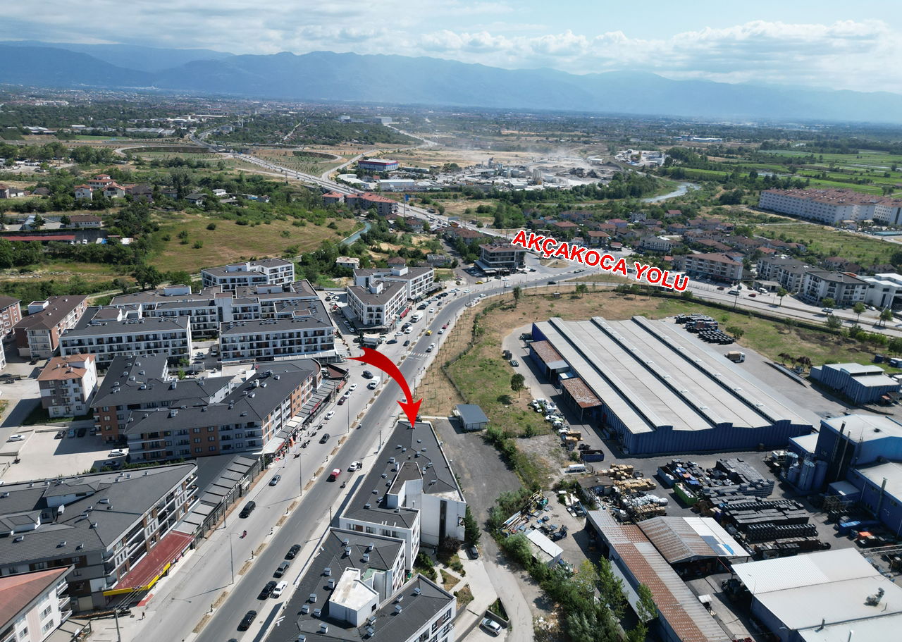 KONURALP NECMİ HOŞVER CADDESİNE CEPHE 350 M2 SATILIK İŞ YERİ