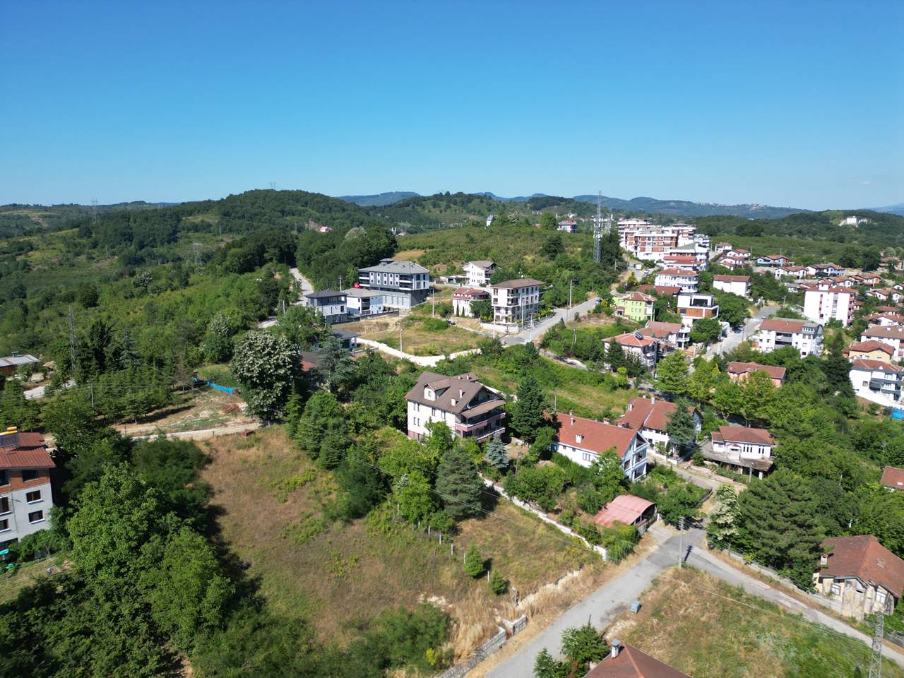 KONURALP'TE 796 M2 SATILIK ARSA 