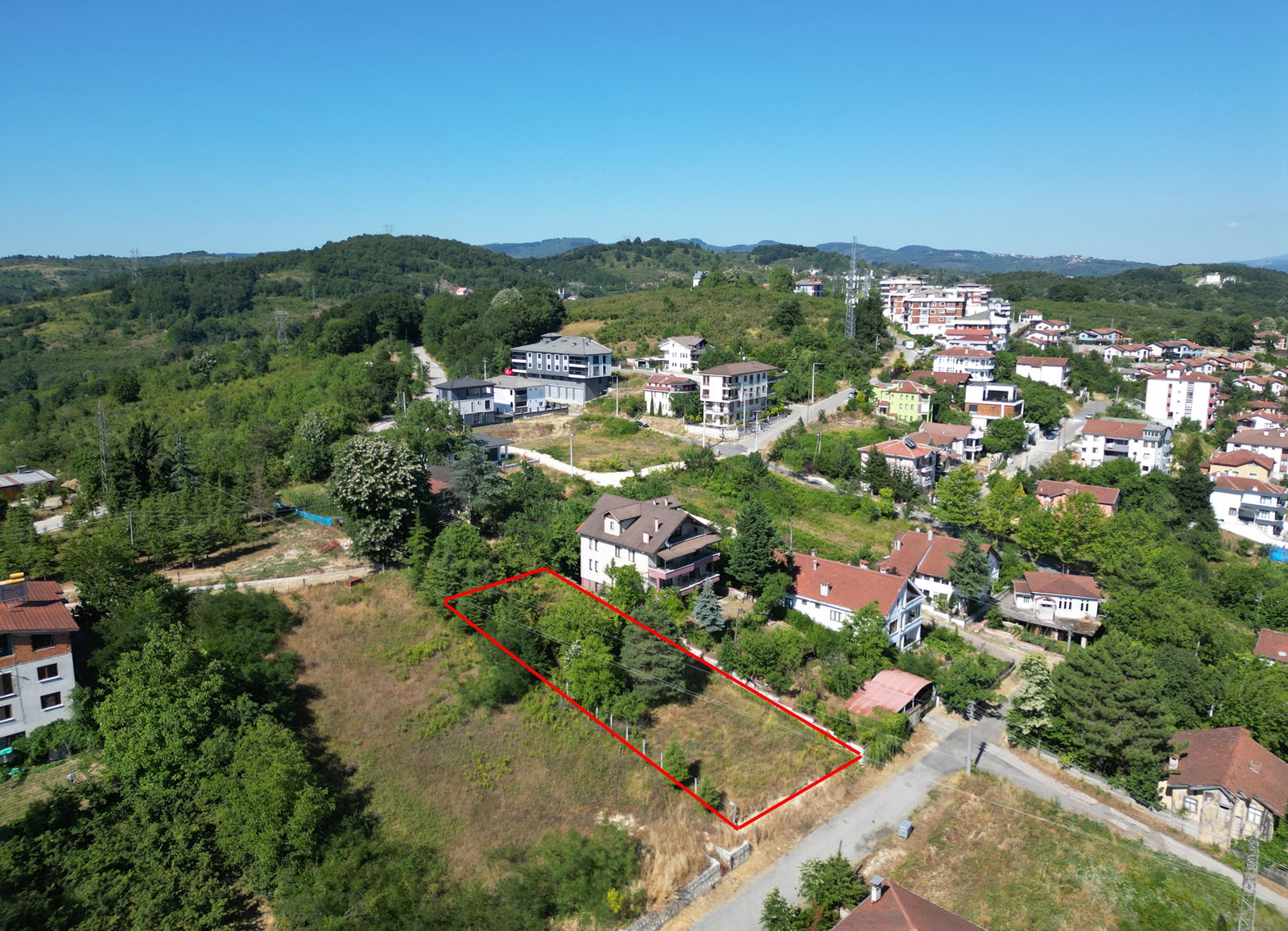 KONURALP'TE 796 M2 SATILIK ARSA 