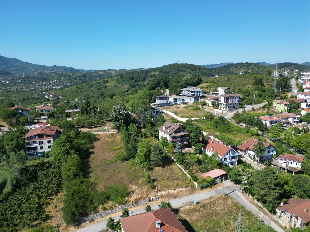 KONURALP'TE 796 M2 SATILIK ARSA 