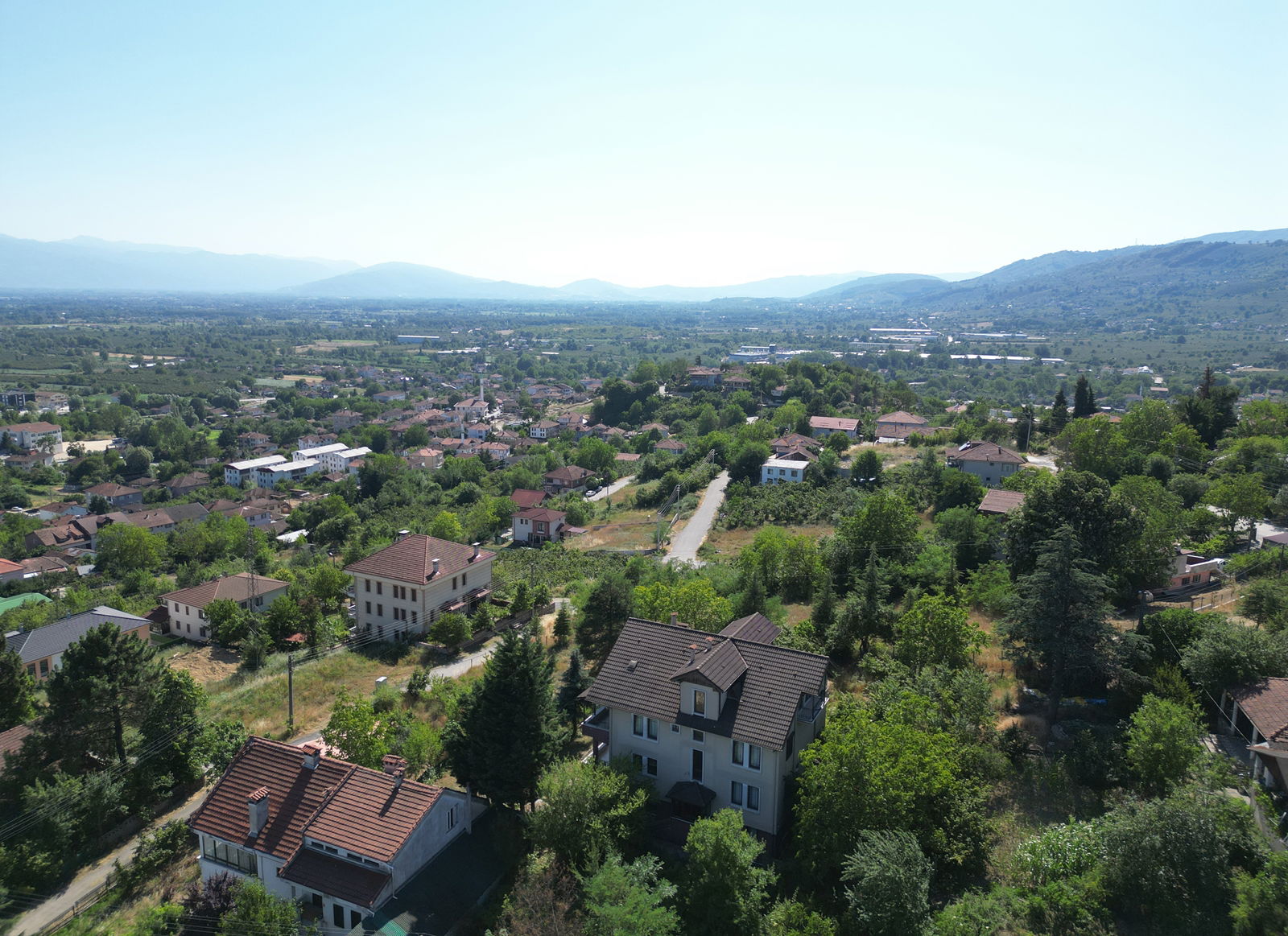 KONURALP'TE 796 M2 SATILIK ARSA 