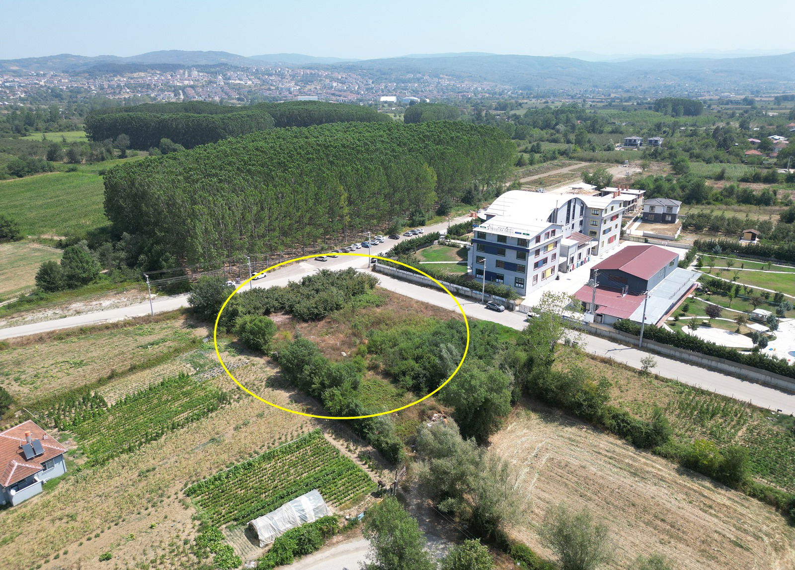 YAHYALAR MAHALLESİ'NDE 1978 M2 SATILIK ARSA