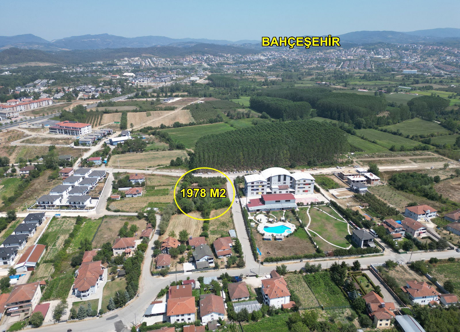 YAHYALAR MAHALLESİ'NDE 1978 M2 SATILIK ARSA