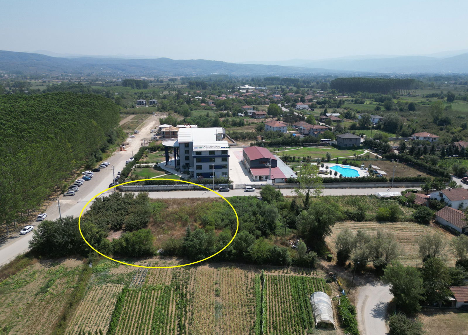 YAHYALAR MAHALLESİ'NDE 1978 M2 SATILIK ARSA