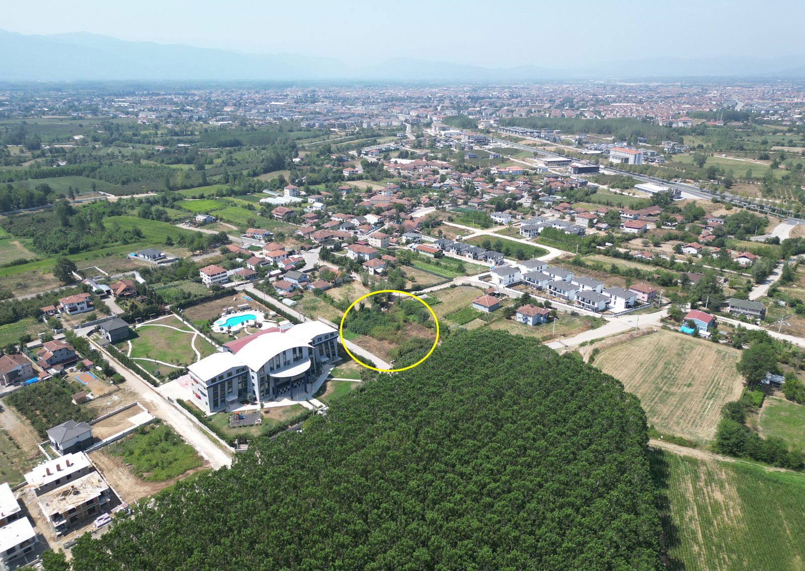 YAHYALAR MAHALLESİ'NDE 1978 M2 SATILIK ARSA