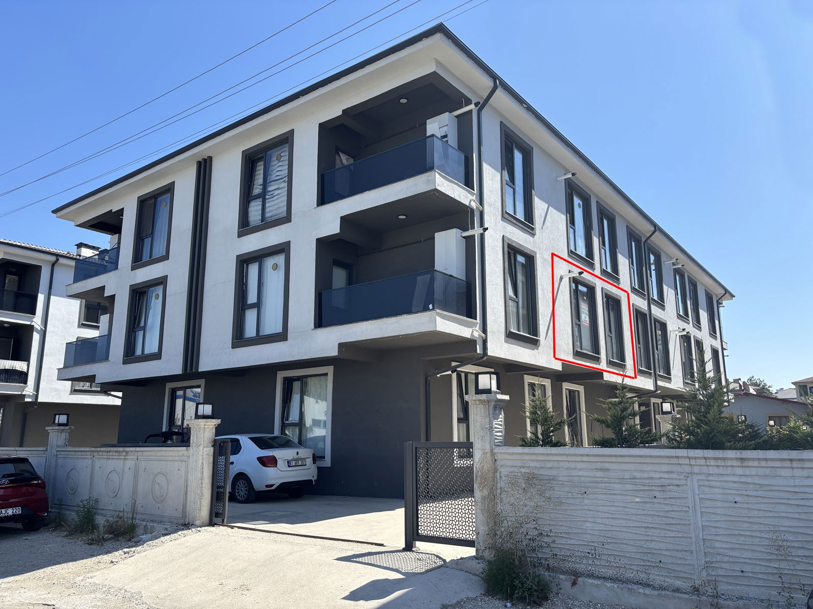 AZİZİYE MAHALLESİ'NDE 1+1 50 M2 EŞYALI KİRALIK ARA KAT DAİRE
