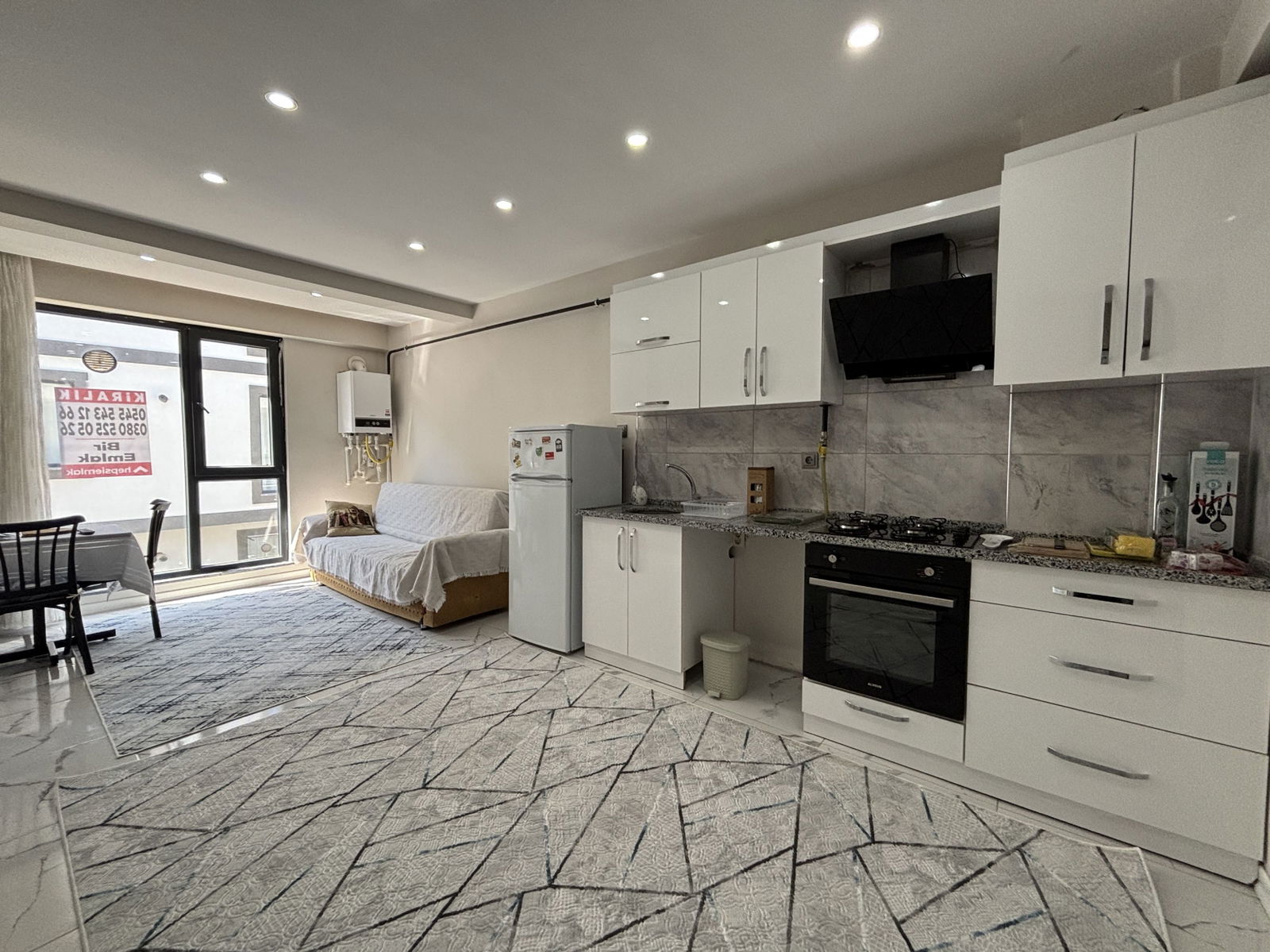 AZİZİYE MAHALLESİ'NDE 1+1 50 M2 EŞYALI KİRALIK ARA KAT DAİRE