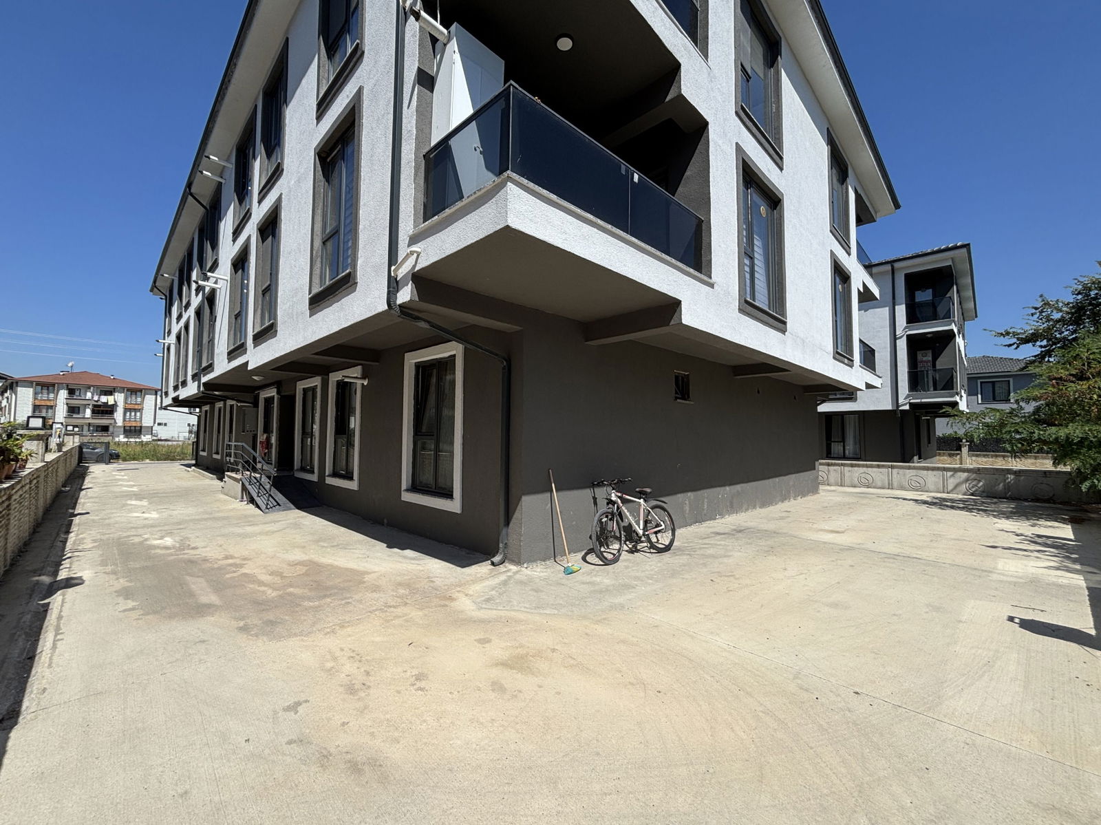 AZİZİYE MAHALLESİ'NDE 1+1 50 M2 EŞYALI KİRALIK ARA KAT DAİRE