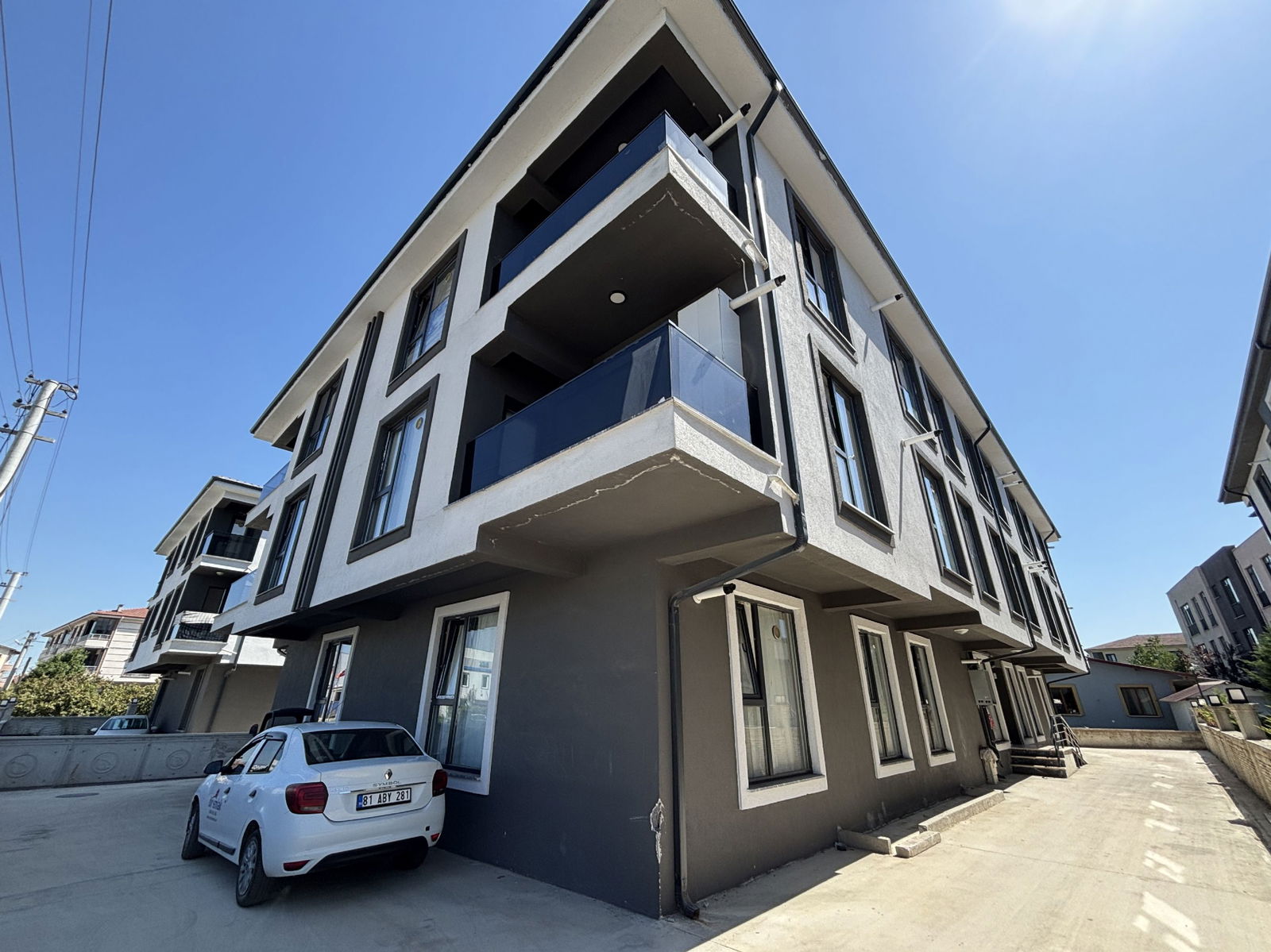 AZİZİYE MAHALLESİ'NDE 1+1 50 M2 EŞYALI KİRALIK ARA KAT DAİRE