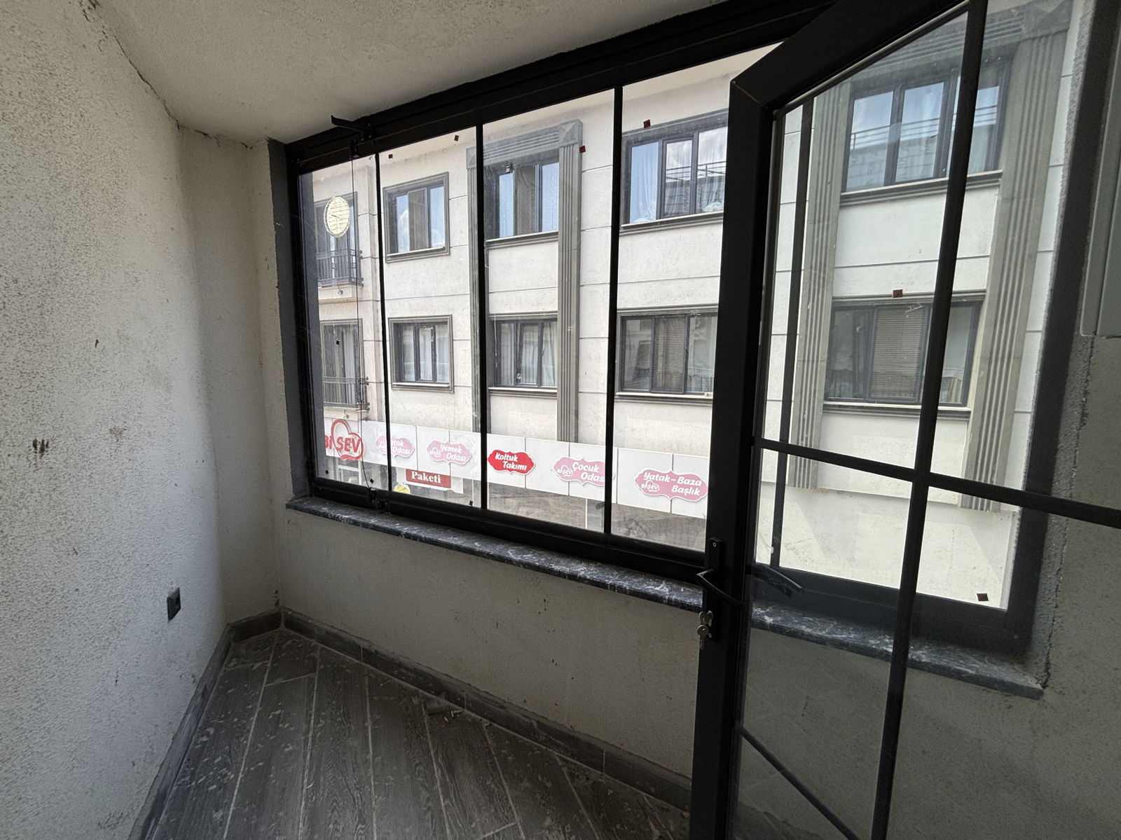 Kiralık Ofis 17,500 TL