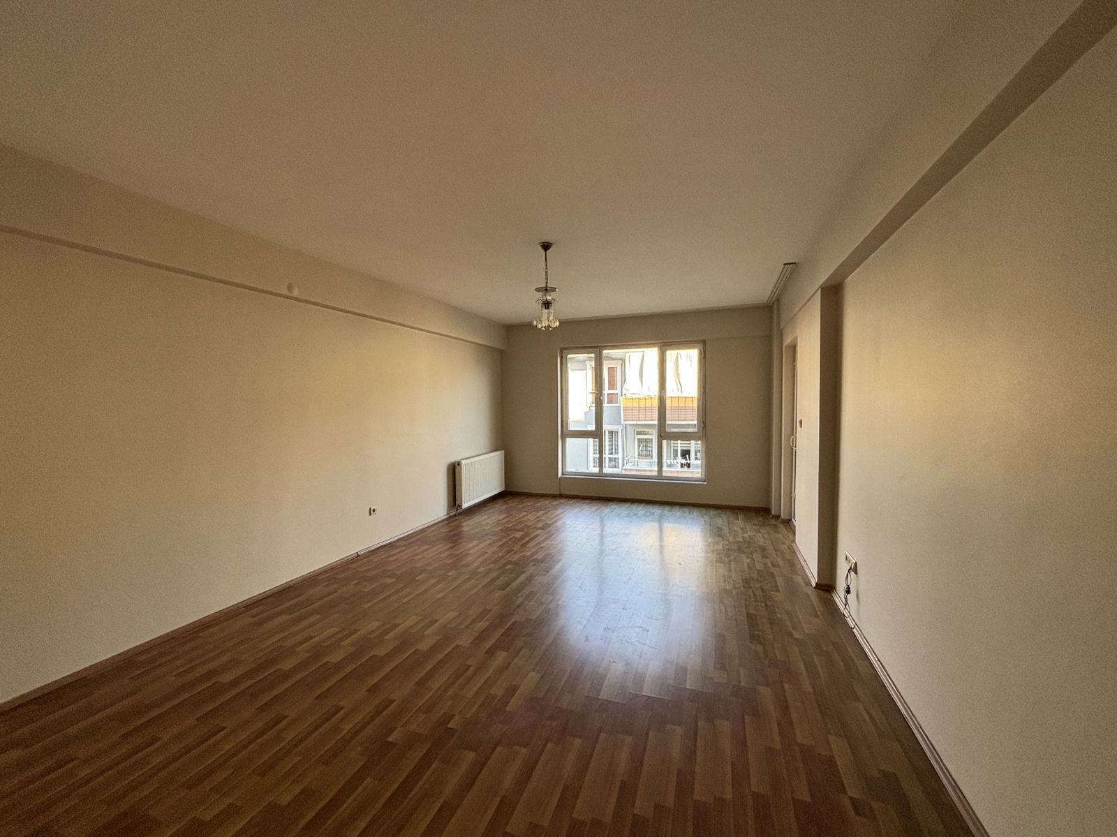 Kiralık Daire 15,500 TL