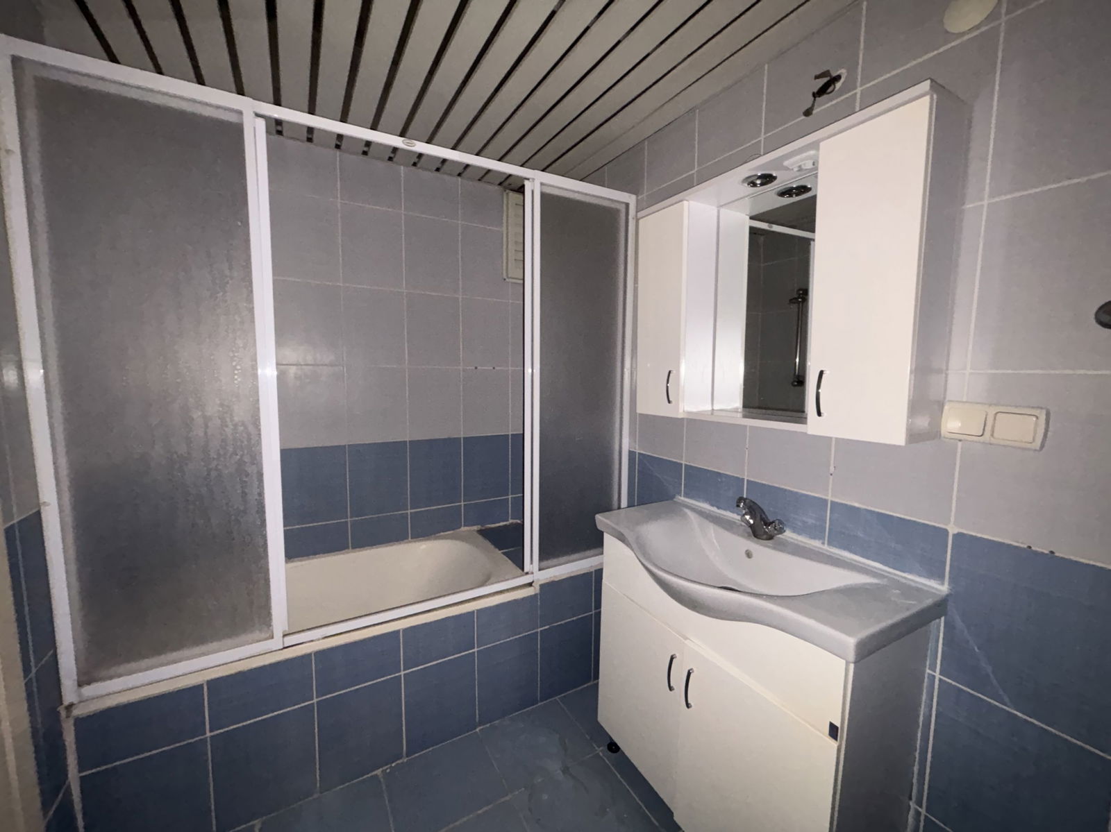 Kiralık Daire 15,500 TL