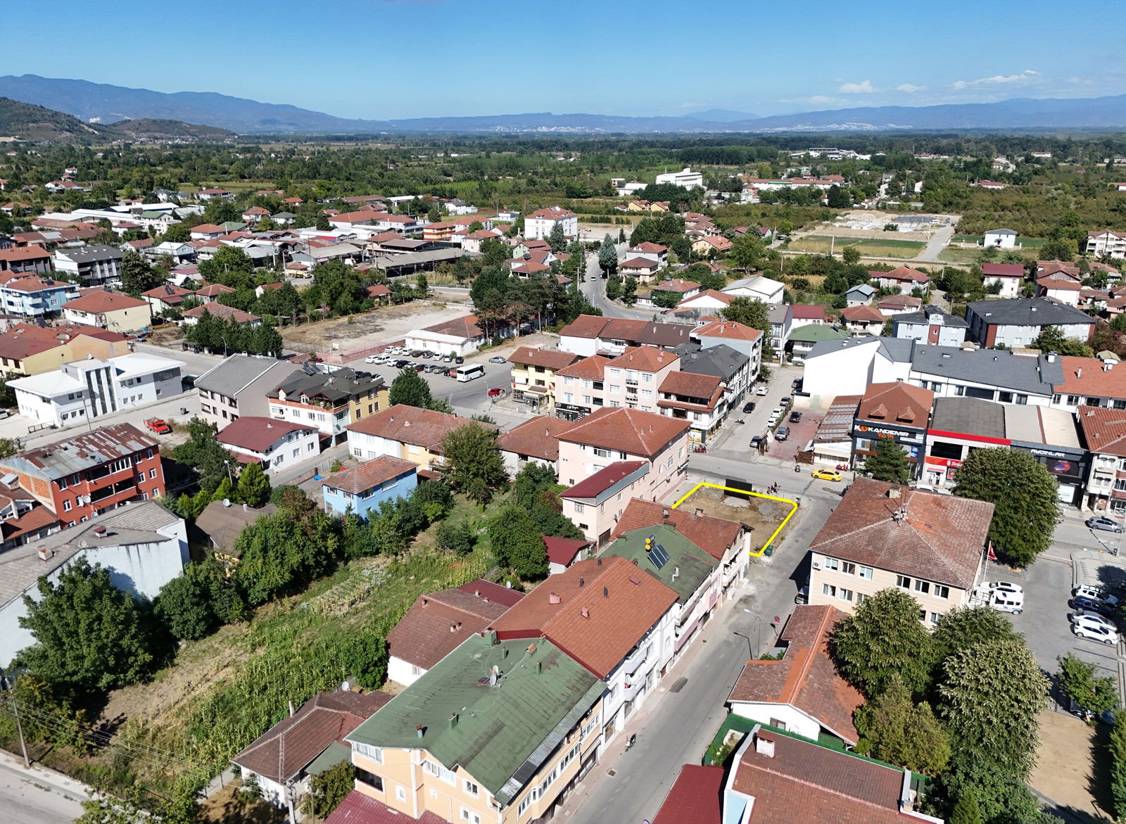 GÖLYAKA KÜLTÜR MAHALLESİ'NDE 363 M2 SATILIK ARSA