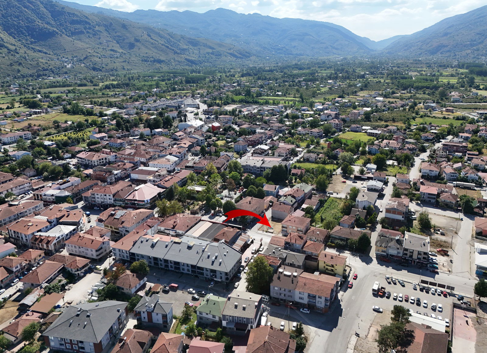 GÖLYAKA KÜLTÜR MAHALLESİ'NDE 363 M2 SATILIK ARSA