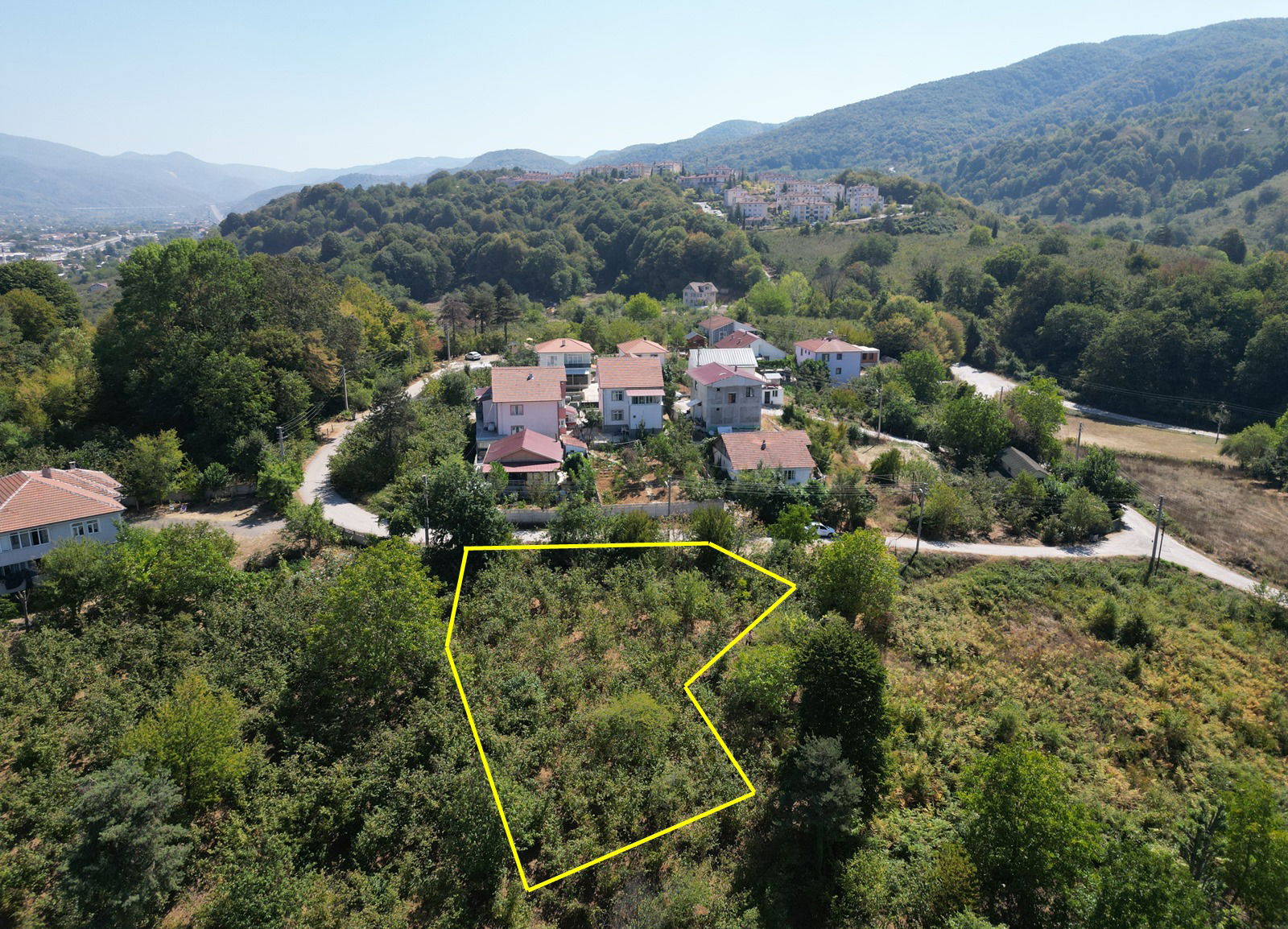 KAYNAŞLI ŞİMŞİR MAHALLESİ'NDE 1143 M2 SATILIK ARSA