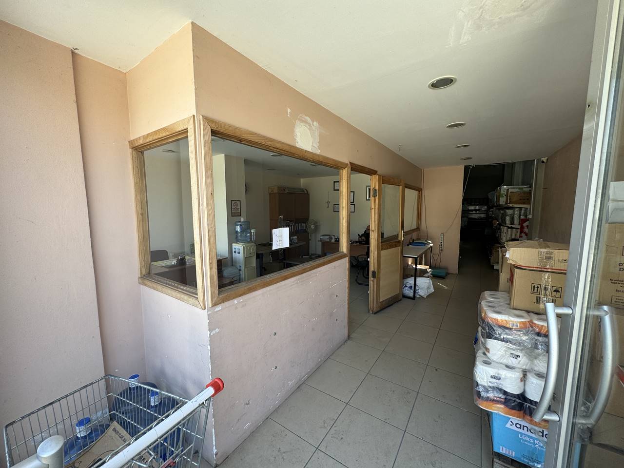 Kiralık Dükkan 120,000 TL