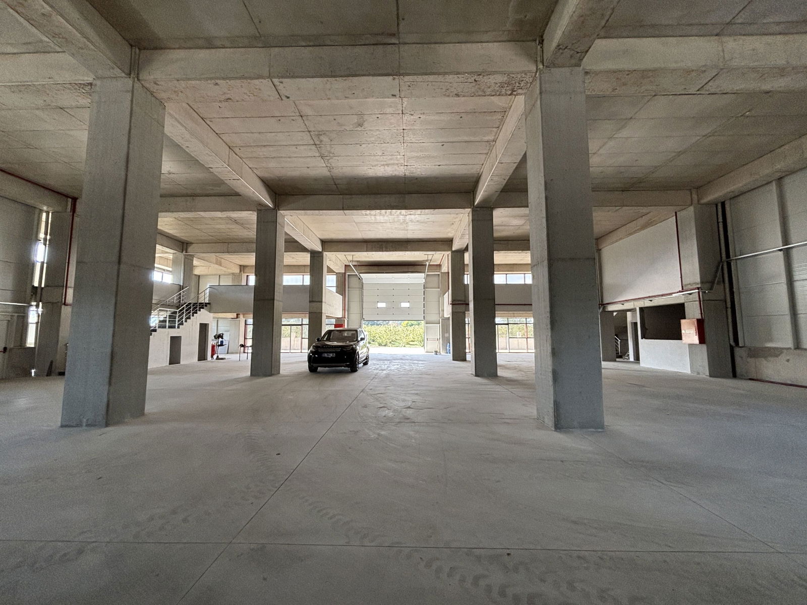 GÜMÜŞOVA HACIKADİRLER'DE 2000 M2 KİRALIK FABRİKA