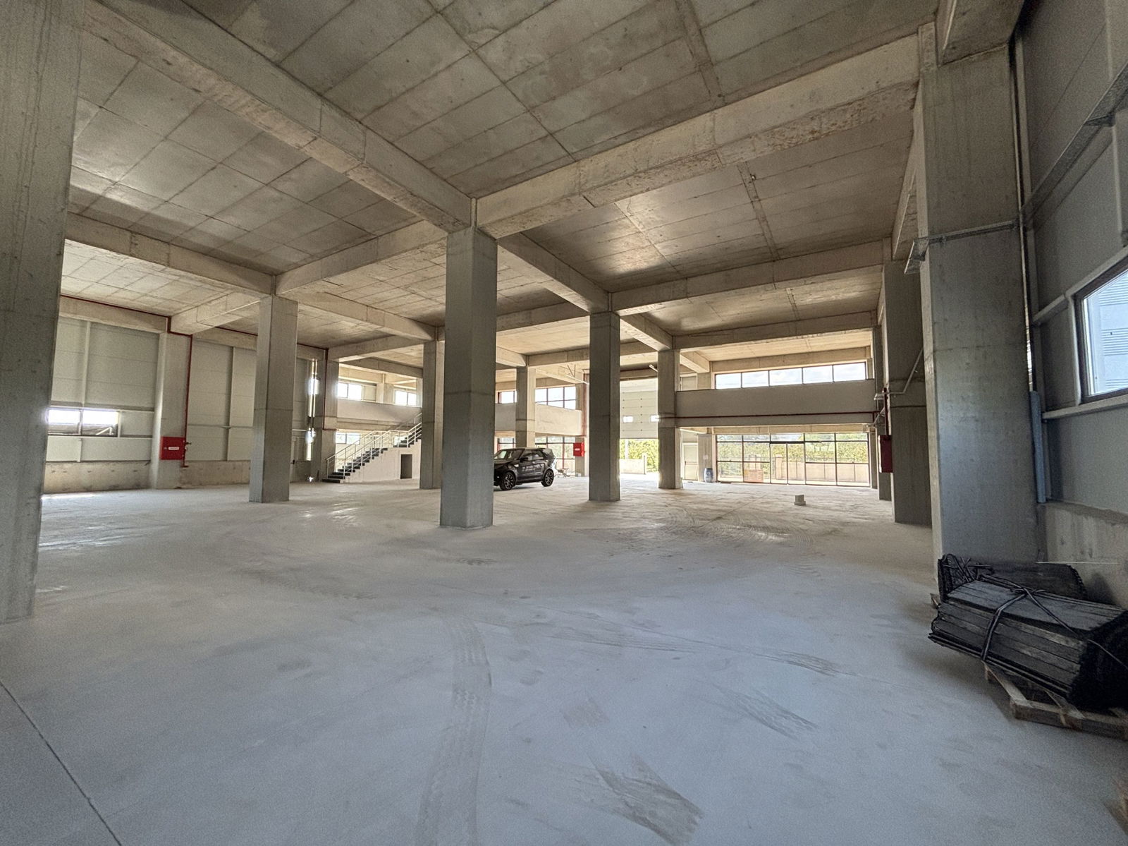 GÜMÜŞOVA HACIKADİRLER'DE 2000 M2 KİRALIK FABRİKA