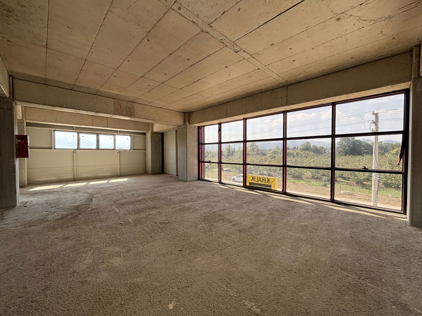 GÜMÜŞOVA HACIKADİRLER'DE 2000 M2 KİRALIK FABRİKA