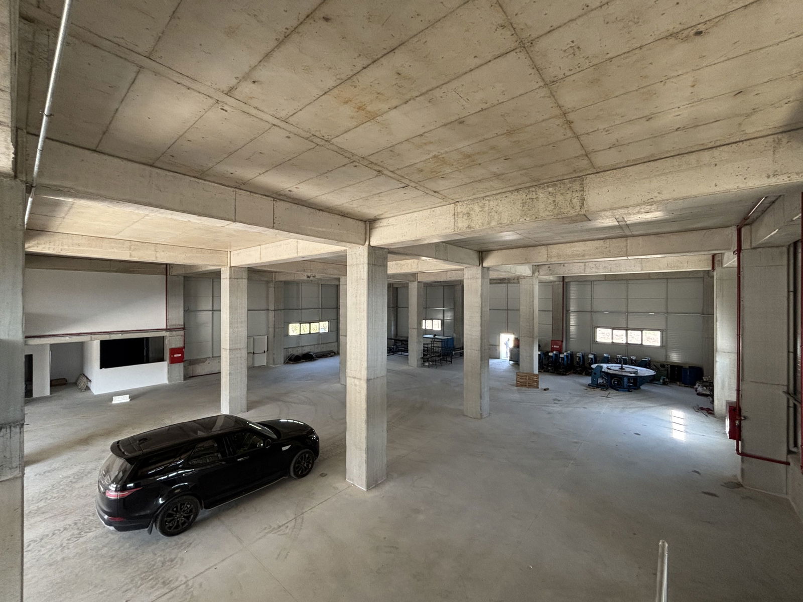 GÜMÜŞOVA HACIKADİRLER'DE 2000 M2 KİRALIK FABRİKA