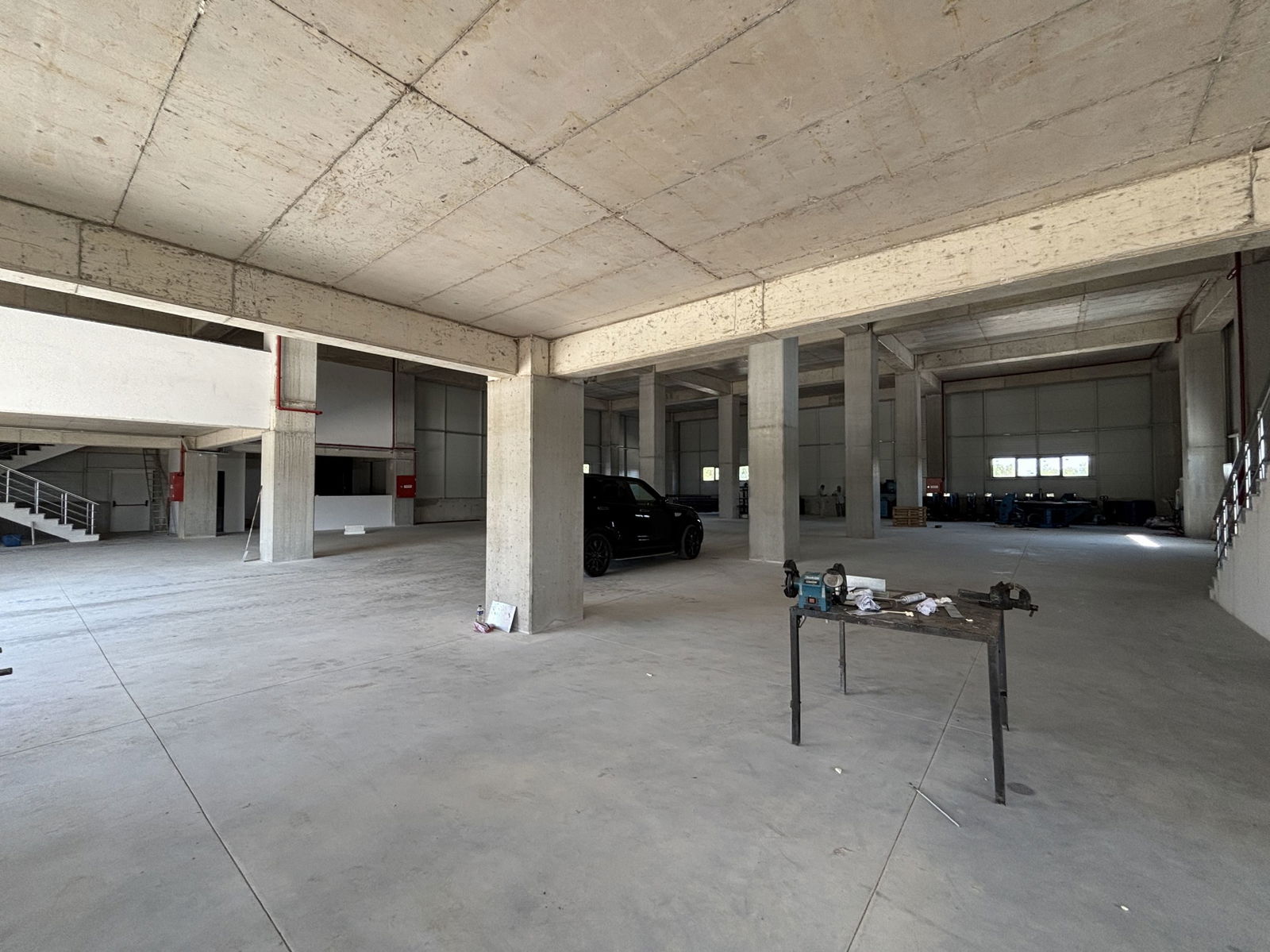 GÜMÜŞOVA HACIKADİRLER'DE 2000 M2 KİRALIK FABRİKA