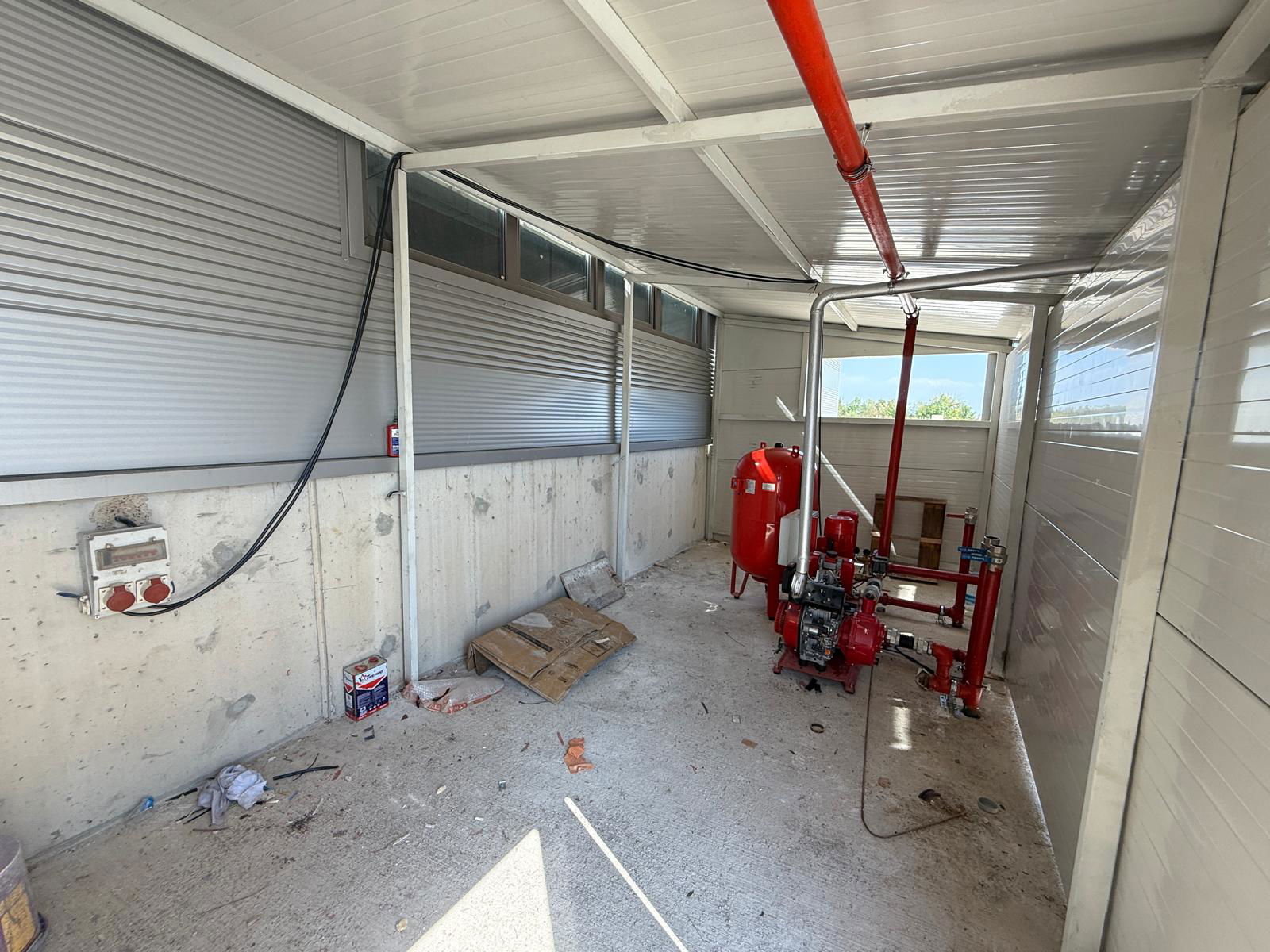 GÜMÜŞOVA HACIKADİRLER'DE 2000 M2 KİRALIK FABRİKA