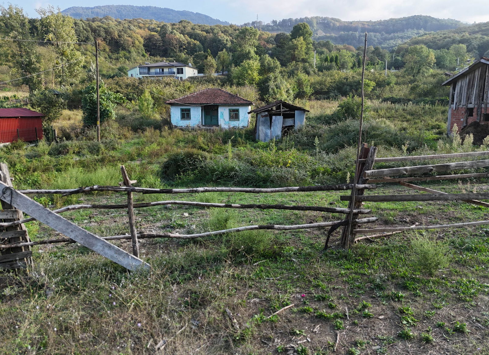 KALEDİBİ'NDE  4443 M2 SATILIK İMARLI ARSA