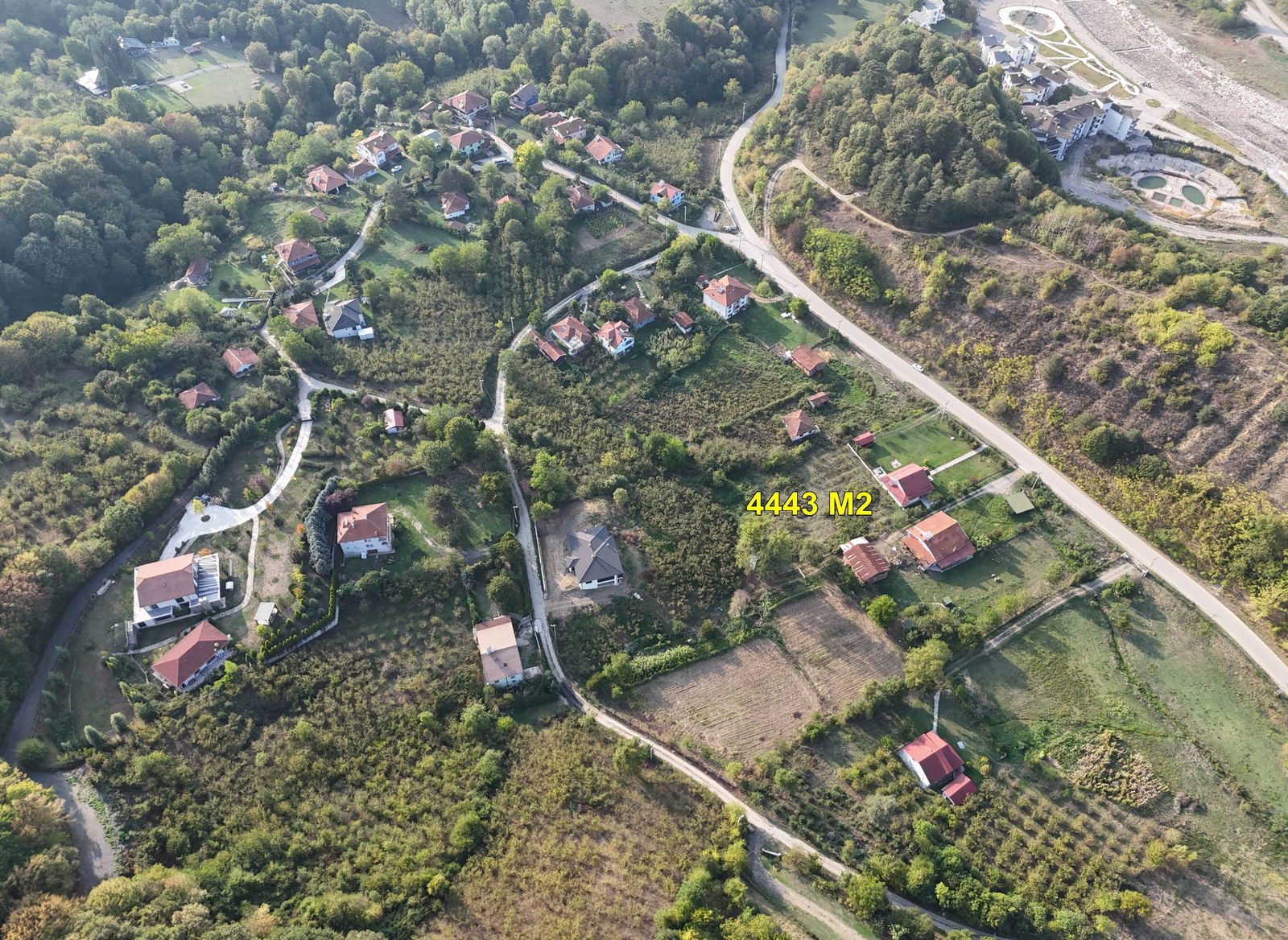 KALEDİBİ'NDE  4443 M2 SATILIK İMARLI ARSA