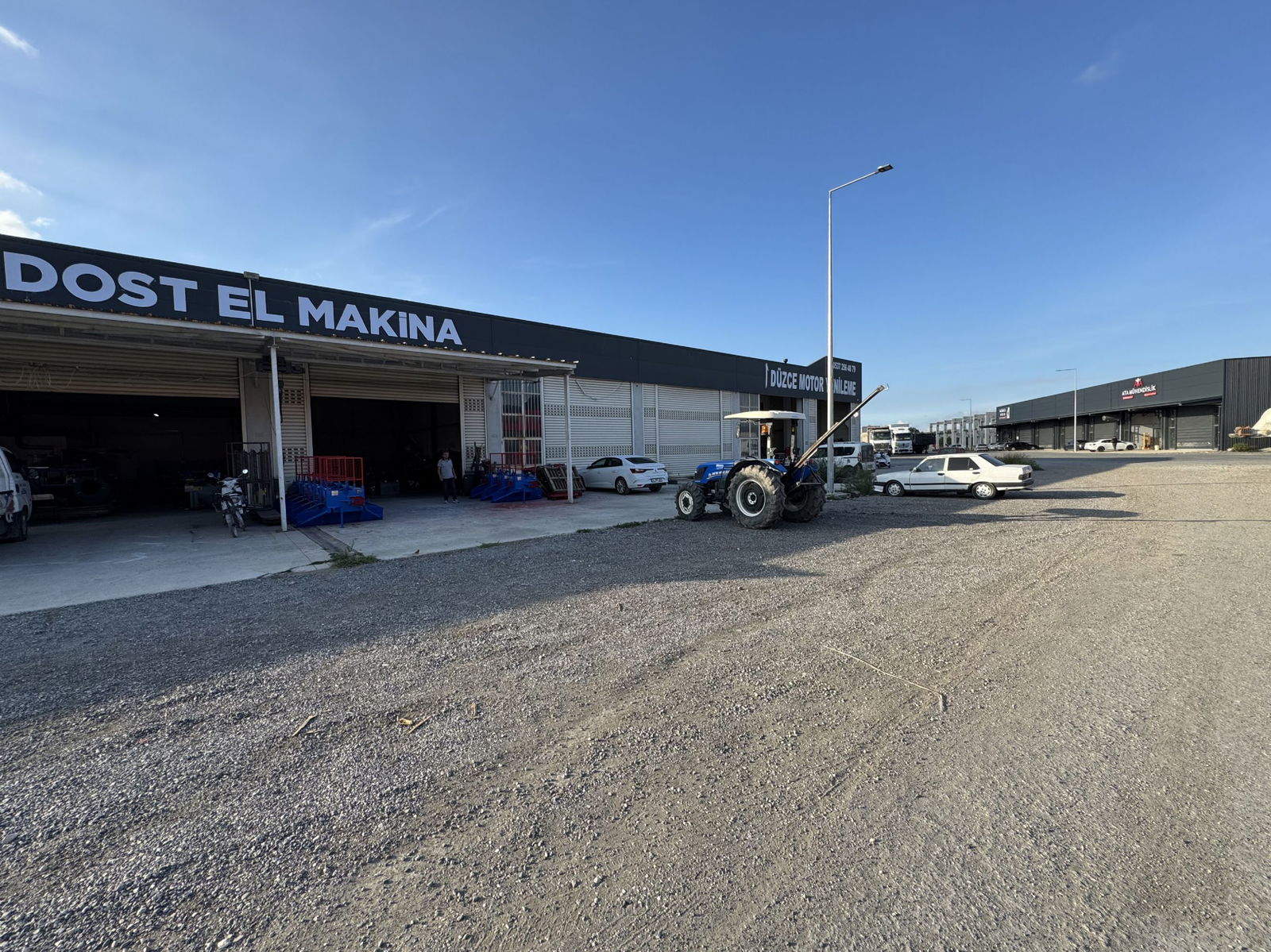 KÜÇÜK SANAYİ SİTESİNDE 187 M2 KİRALIK DÜKKAN