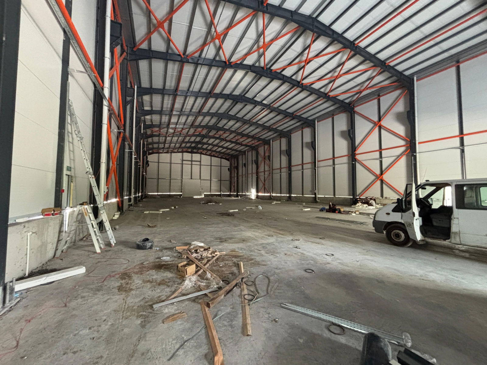 GÜMÜŞOVA SELAMLAR'DA 3000 M2 ARSA İÇİNDE 1790 M2 KİRALIK FABRİKA